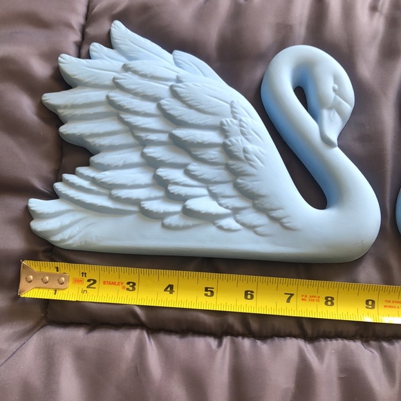 Vintage Chalkware blue swans - Picture 6 of 7